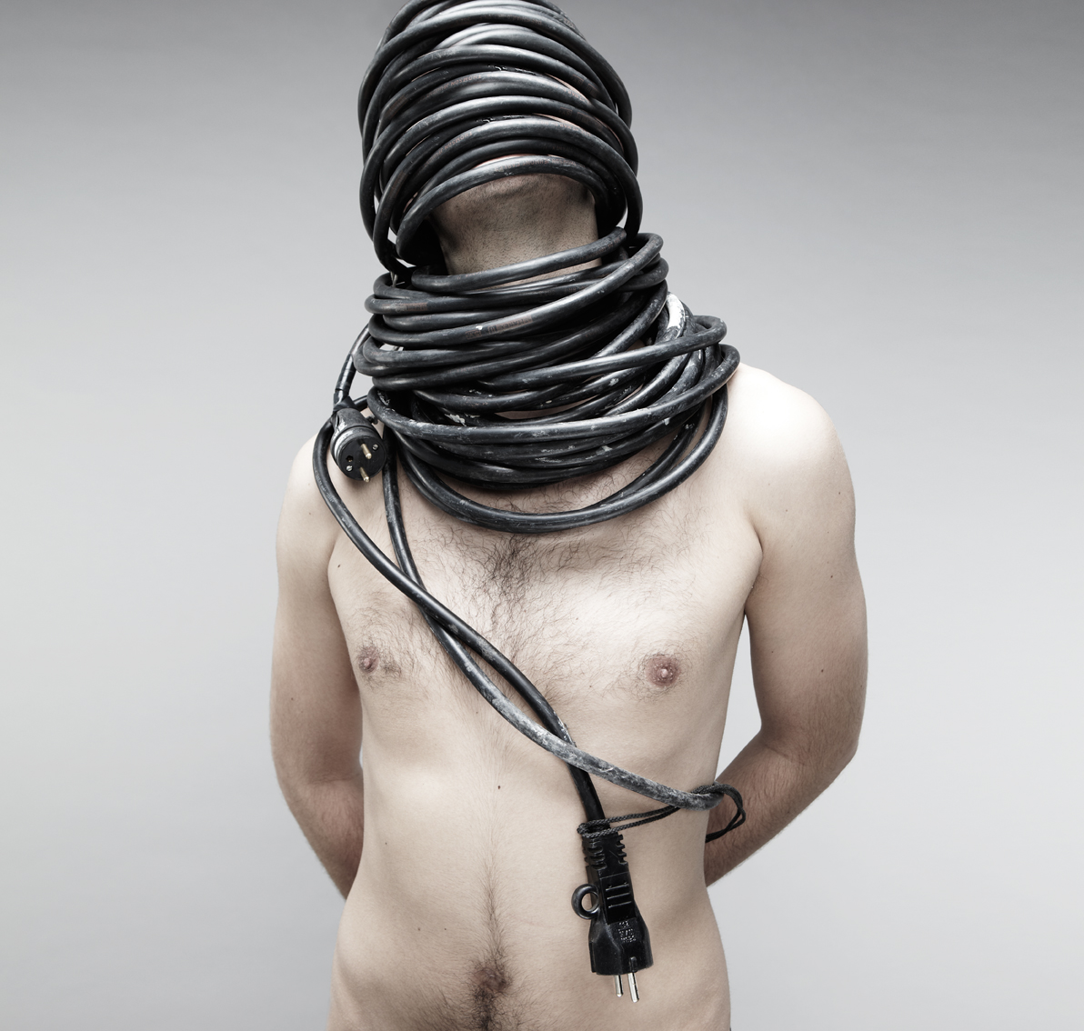 transhumanisme_cables