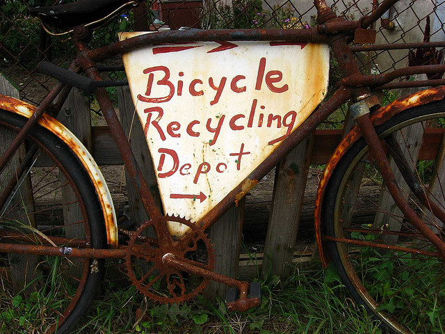 Bicycle recycling 640x