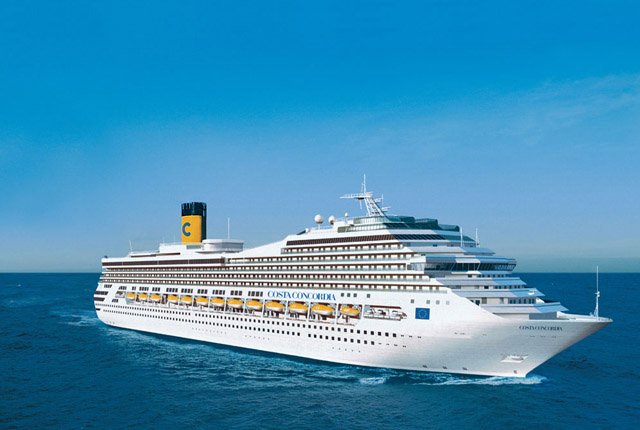 costa-concordia-en-pleine-forme-cc-turishmobahia-ccbyncsa-640px