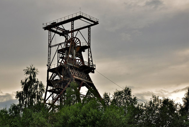 v3_areva_tour-extraction-uranium-abandon-ccbync-gael-maertin-flickr