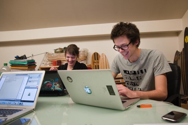 OPH_conference-presse-anonymous-IRC-fevr-2012-owni-7999-2