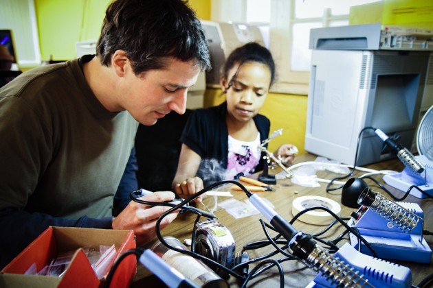 article-detroit-je-t-aime-makerspace-webdoc-mandray-bienvenu-portfolio-owni-3814