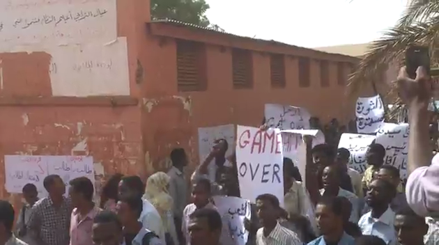 manifestation-etudiants-soudan-univesrite-sicence-technologies